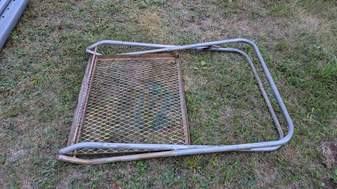 PAINTING STAND