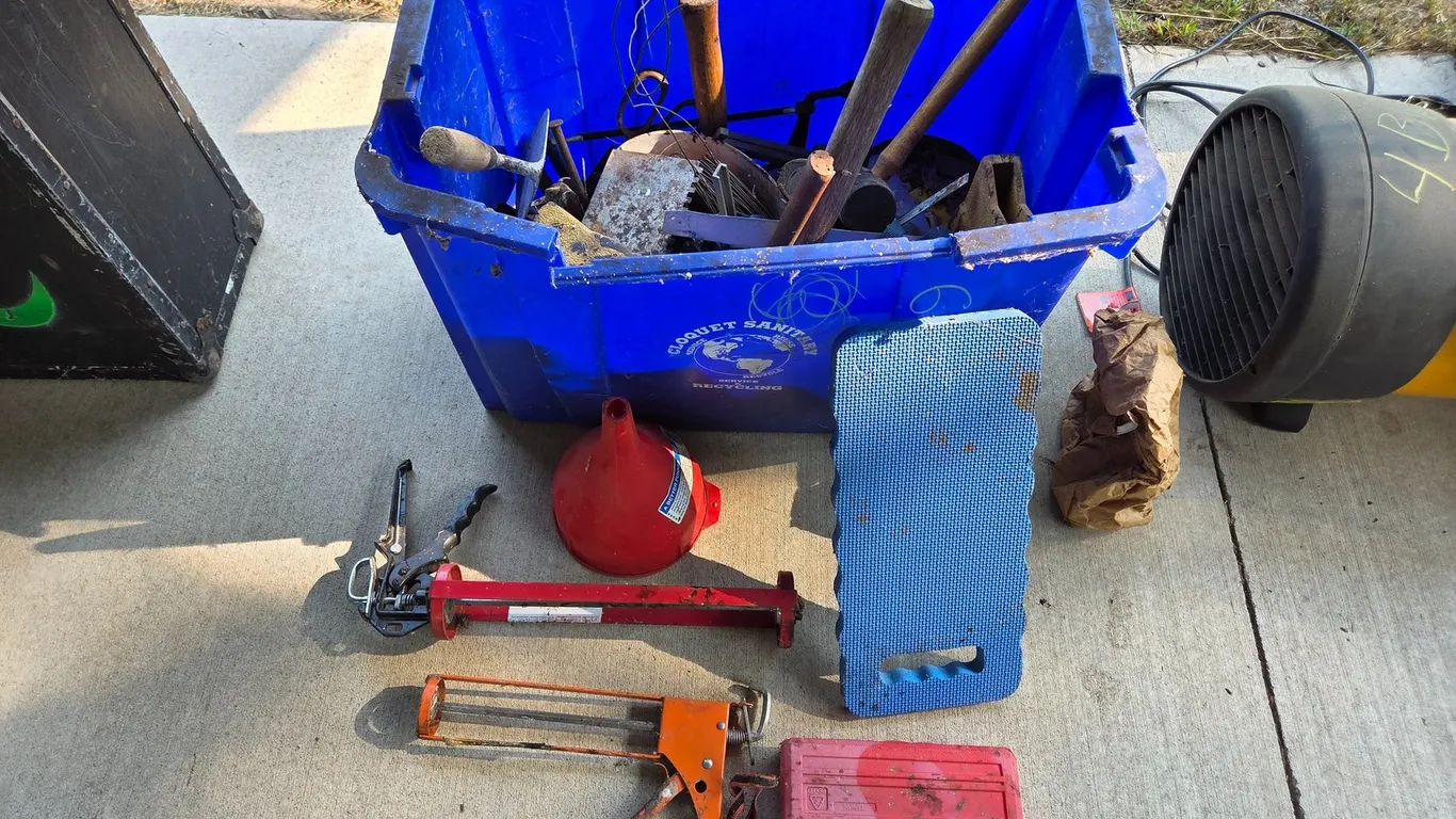 HAMMERS, CAULKING GUNS, FUNNELS, & MISC