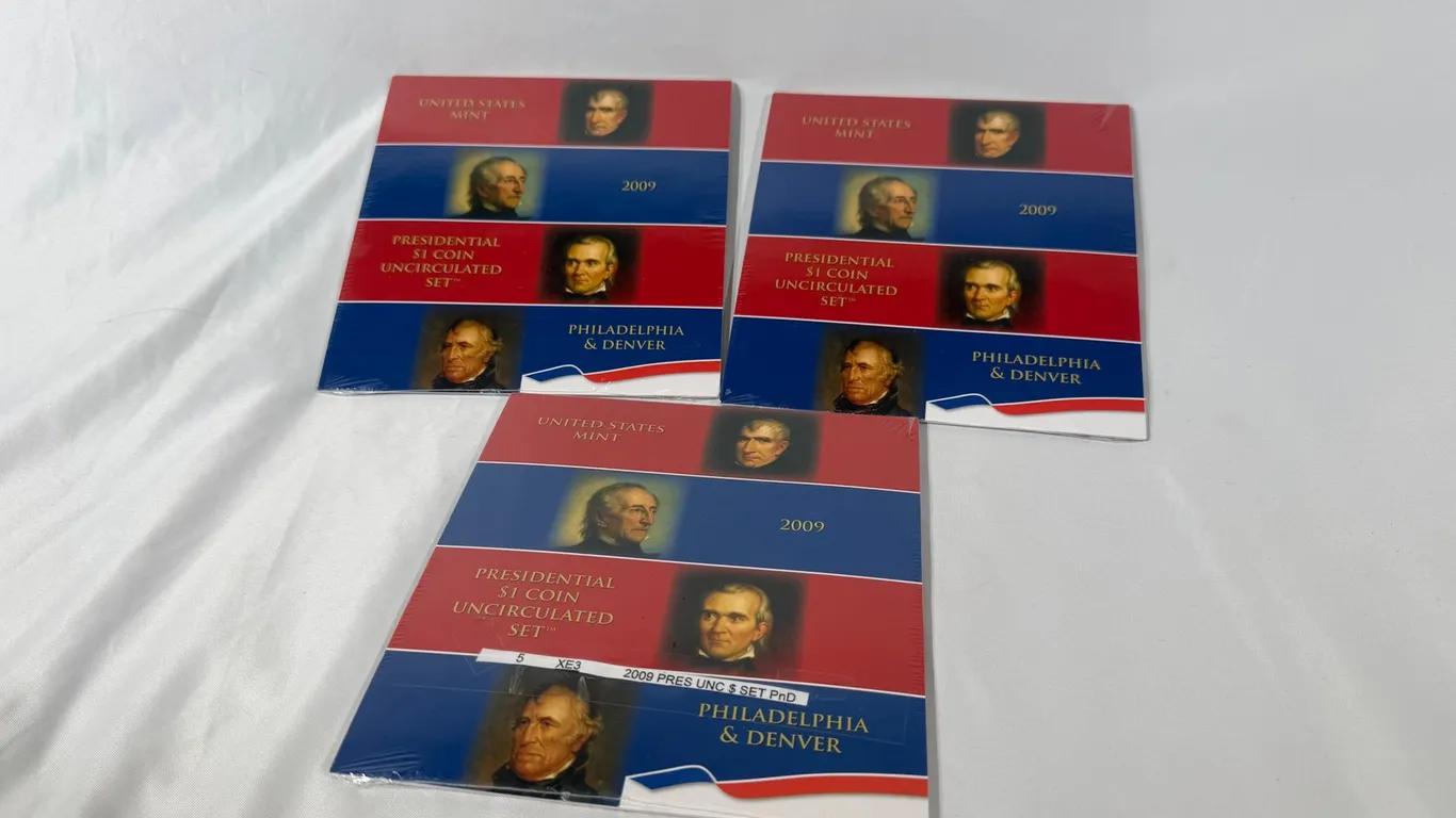 (3) 2009 PRESIDENTIAL ONE DOLLAR UNCIRCULATED COIN SET