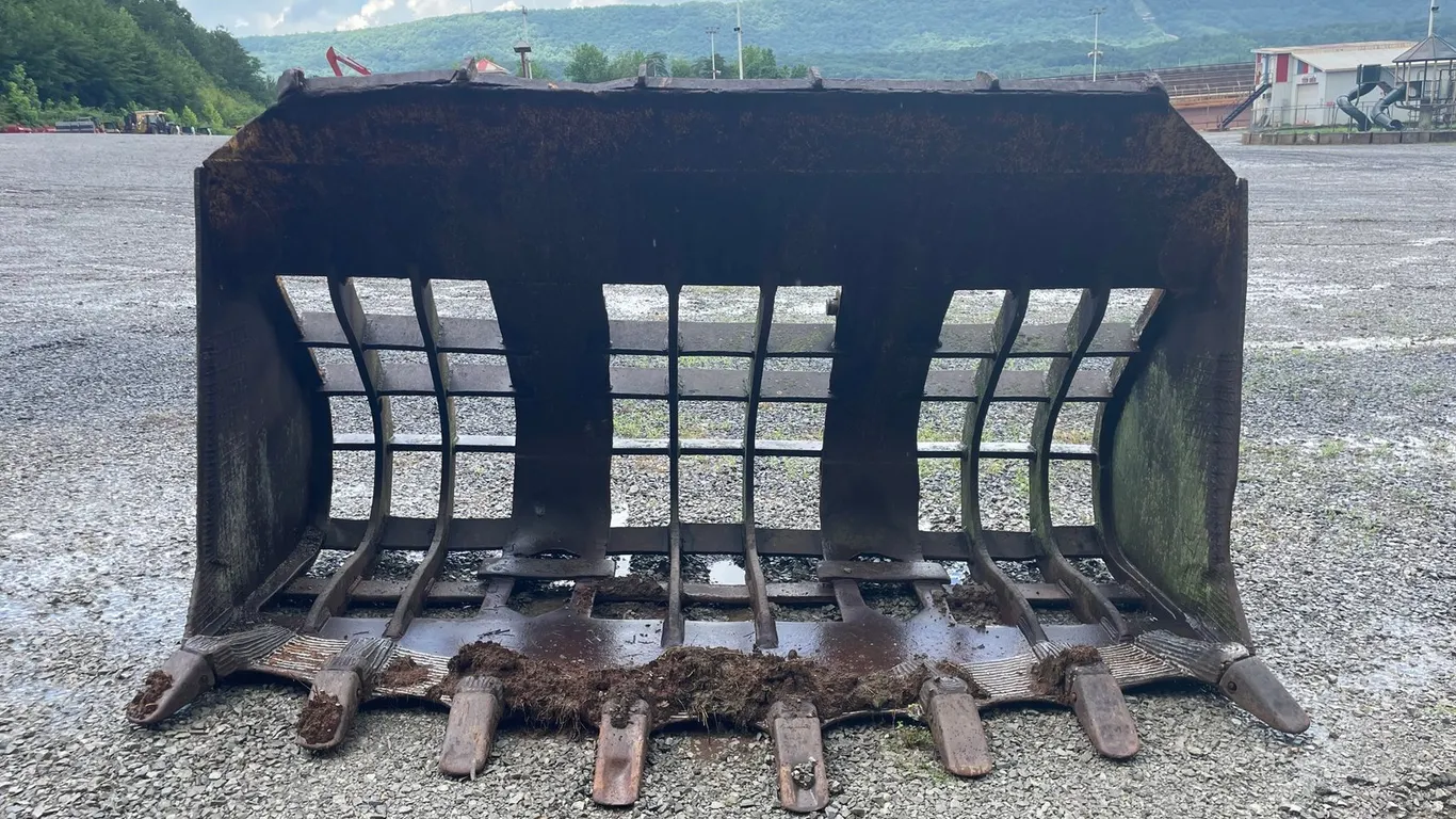 Loader Rock Bucket