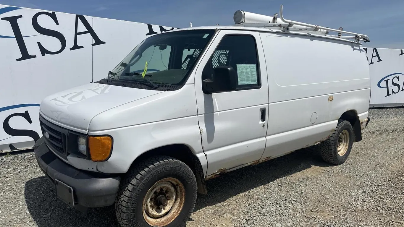 2006 Ford E-350 Van