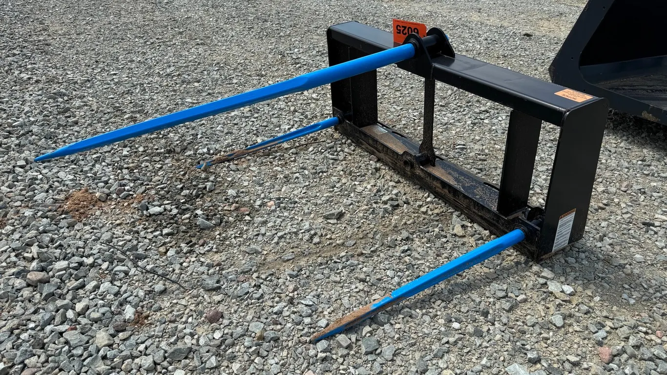 Unused Stout Skid Steer Pro 3 Prong Bale Spear