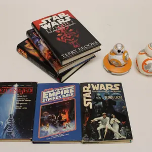 Assorted Lof of Star Wars Books and Memoribillia All for One Money