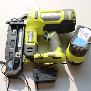 Ryobi ONE+ 18V AirStrike 16-Gauge Finish Nailer P326, Battery and Charger Included