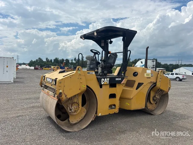 2009 Cat CB-534D Double Drum Roller