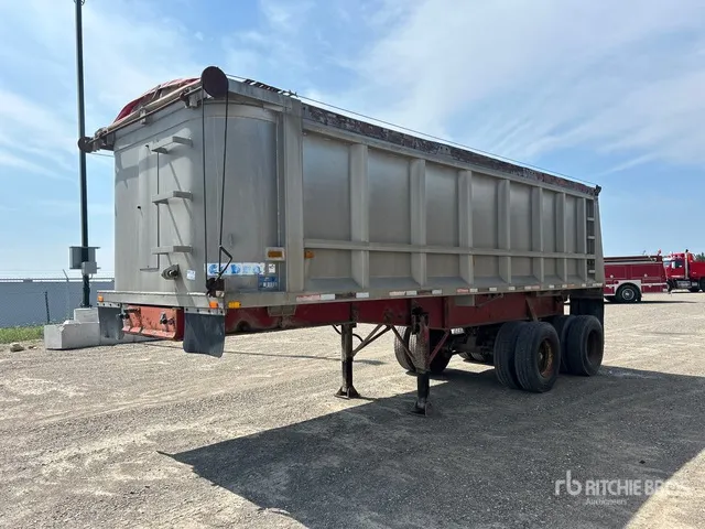 1987 Cobra 26 ft T/A End Dump Trailer