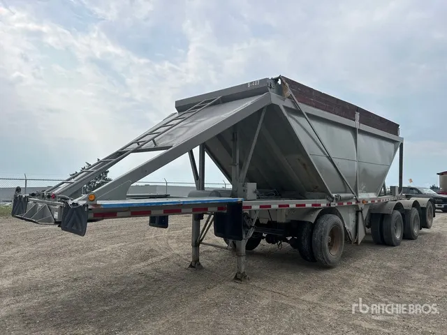 1996 Raglan 47 ft Quad/A Belly Dump Trailer