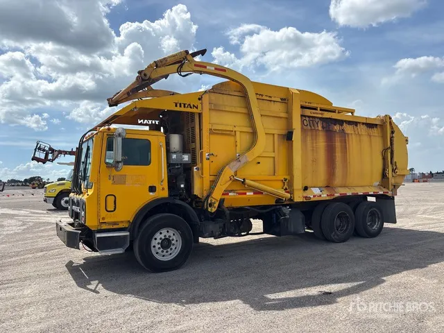2014 Mack MRU613 6x4 Front Loader Waste Collection Truck