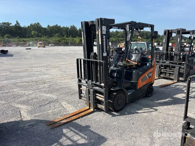 2019 Doosan GC25S-9 4600 lb Cushion Tire Forklift