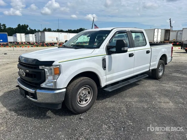 2020 Ford F-250 XL 4x2 Crew Cab Pickup