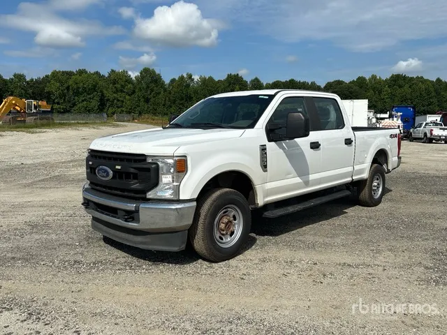 2021 Ford F-250 XL 4x4 Crew Cab Pickup