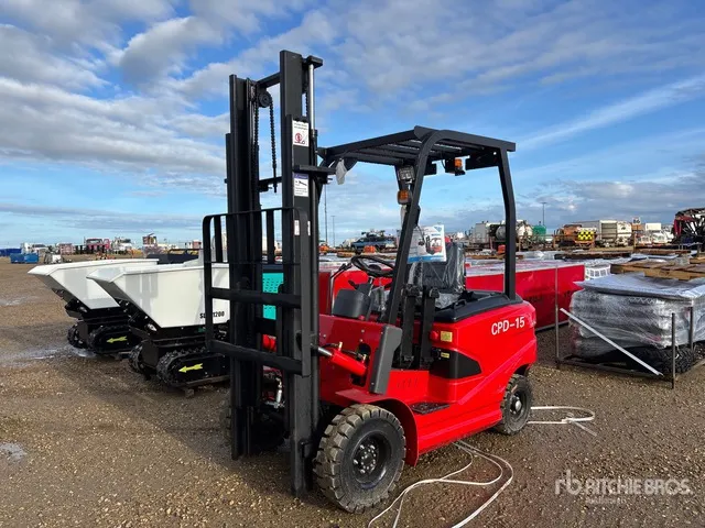 2026 SDLOOL D15 3300 lb Electric Forklift (Unused)
