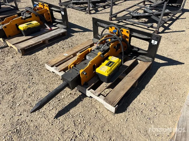 2026 GIYI GY-P680 Skid Steer Breaker (Unused)