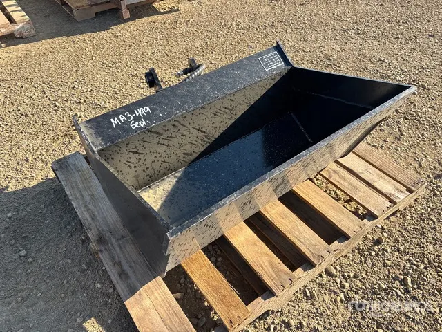 2026 GIYI GY-D5T Hydraulic Tilting Excavator Bucket - Fits Cat 3 - 5 ton (Unused)