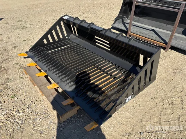2026 GIYI GY-RB66 66 in Rock Skid Steer Bucket (Unused)