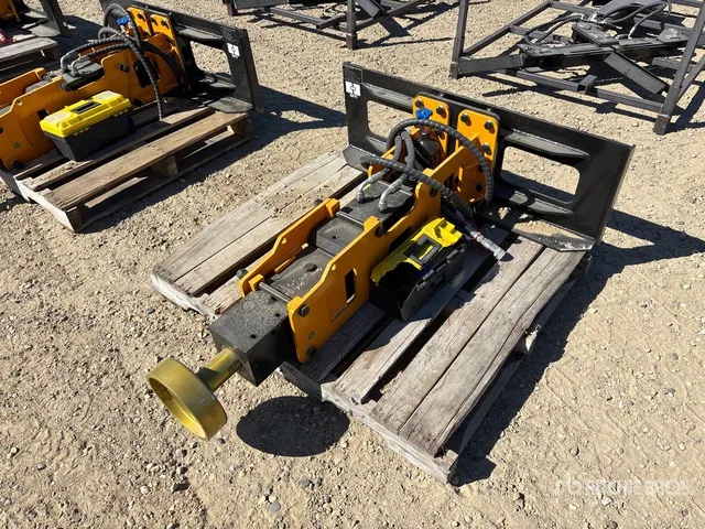 2026 GIYI GY-D680 Skid Steer Post Driver (Unused)