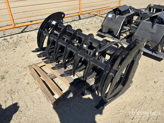 2026 GIYI GY-CLG72 72 in Log Skid Steer Grapple (Unused)