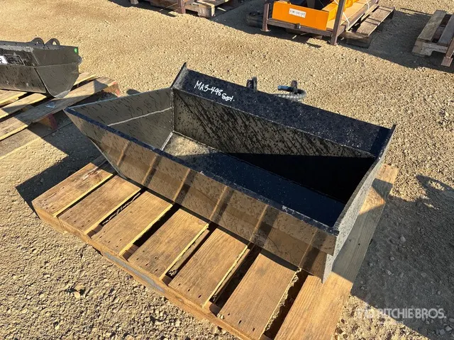 2026 GIYI GY-D5T Hydraulic Tilting Excavator Bucket - Fits Cat 3 - 5 ton (Unused)
