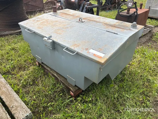 Steel Pickup Tool Box Fuel Tank