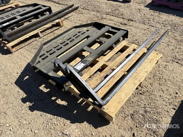 2026 GIYI GY-DHC 59 in Skid Steer Forks (Unused)