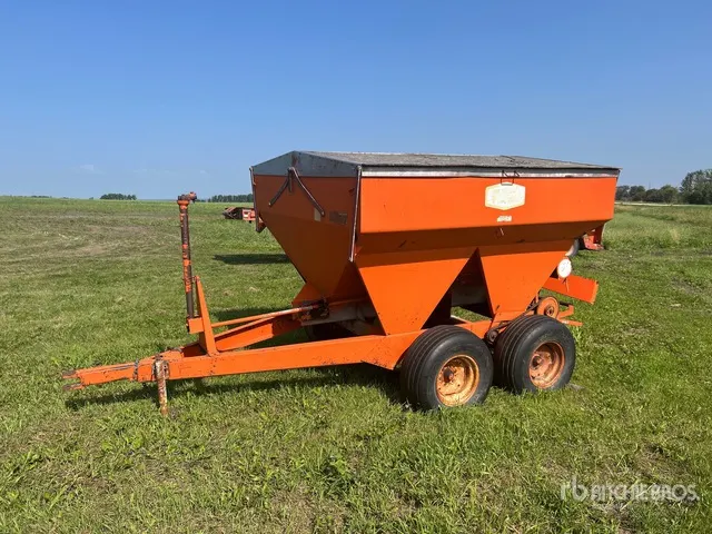 Wilmar T/A Fertilizer Spreader