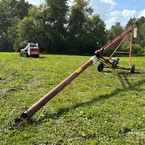 1980 Sakundiak HD7-45 7 in x 45 ft Grain Auger