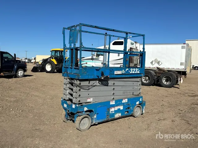 2017 Genie GS3232 Electric Scissor Lift