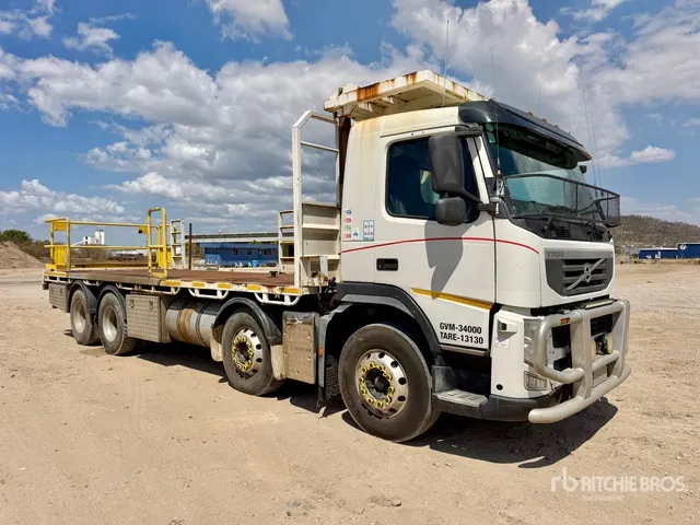 2012 Volvo FM13 8x4 Twin-Steer Flatbed Truck
