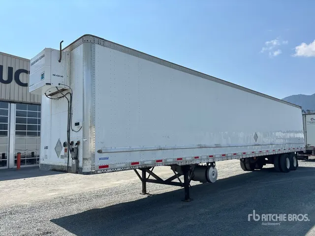 2013 Vanguard 53 ft x 102 in T/A Heated Van Trailer