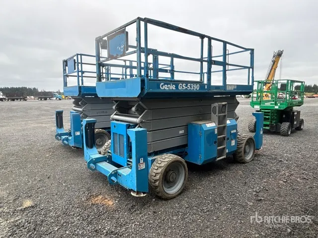 2012 Genie GS-5390 4x4 Dual Fuel Scissor Lift
