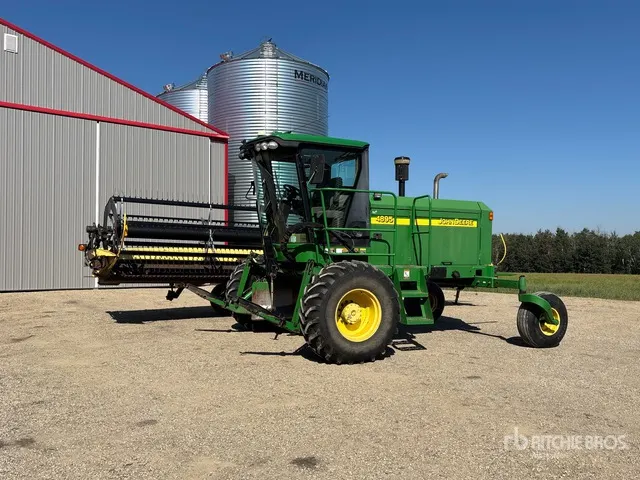 2007 John Deere 4895 30 ft Swather Windrower