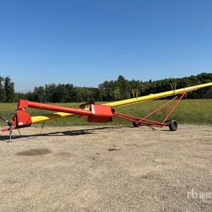 2003 Westfield MK100-61 10 in x 61 ft Swing Grain Auger