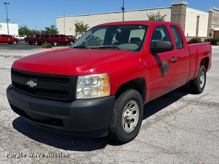 2008 Chevrolet Silverado 1500 Ext. Cab pickup truck