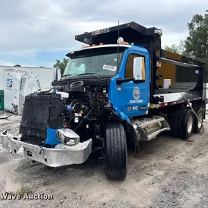 2025 Peterbilt 567 dump truck