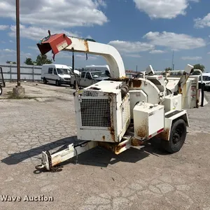 2010 Morbark M12D wood chipper