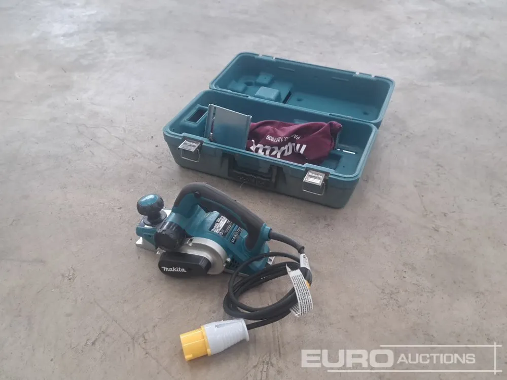 Makita KP8010