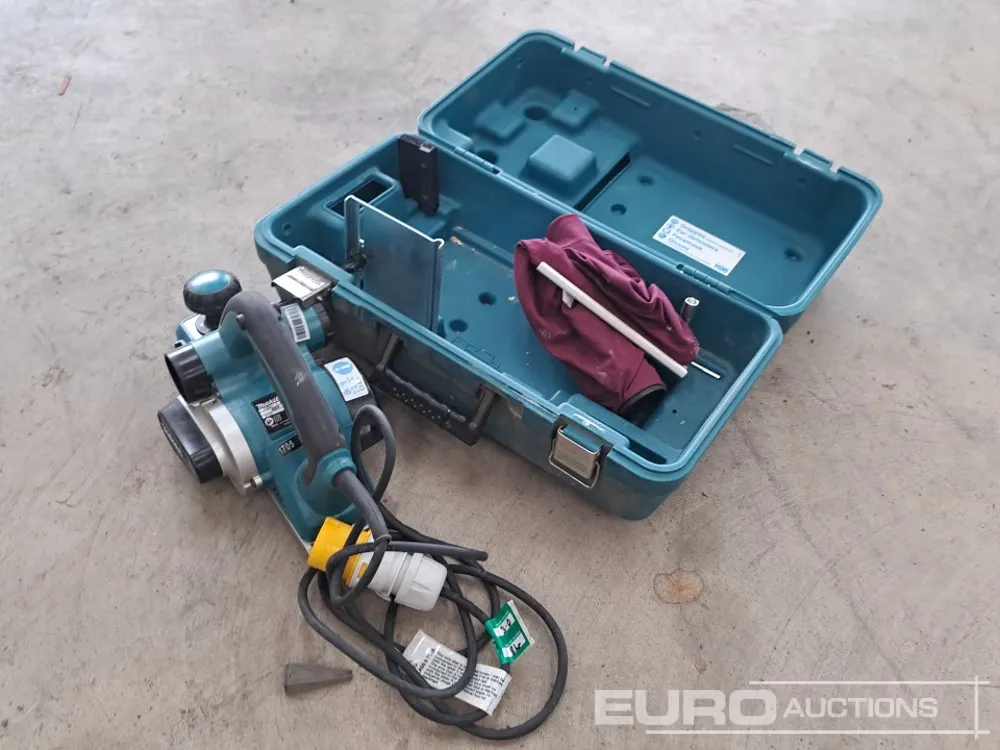 Makita KP8010
