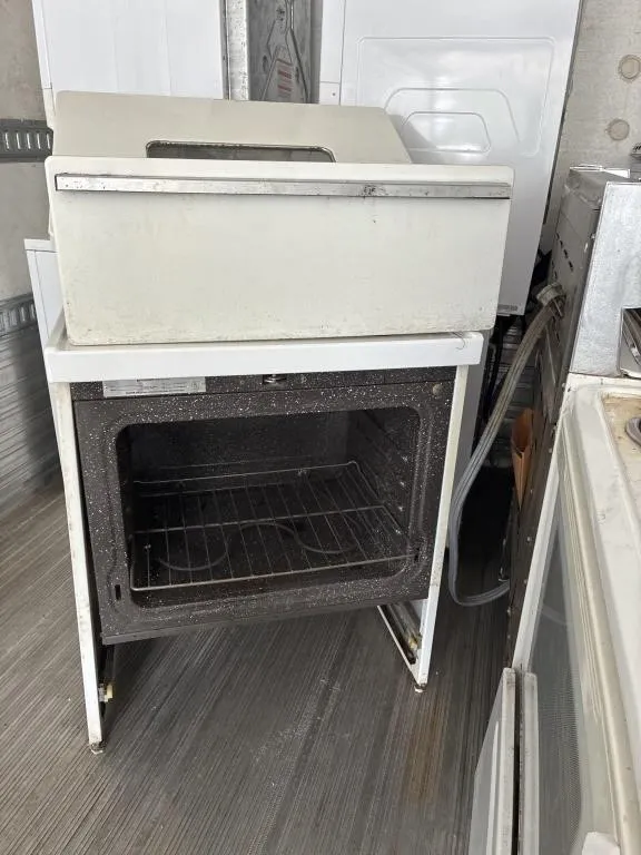 Stove x1 not tested