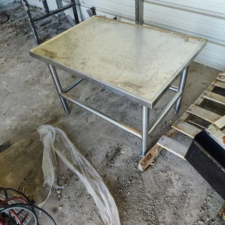 STAINLESS STEEL STAND