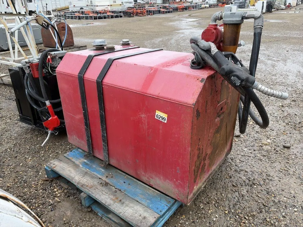 640 Liter Tidy Tank With Pump