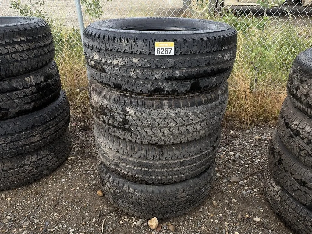Four Tires - LT285/60R20 M+S
