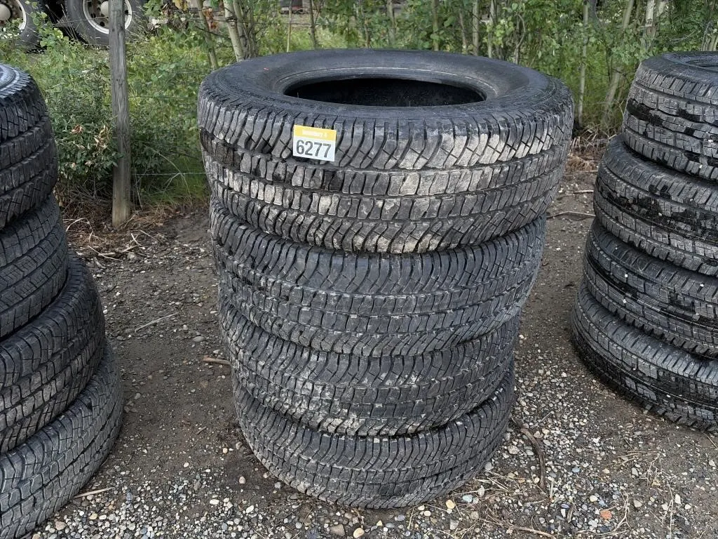 Four Tires - LT275/70R18 M+S