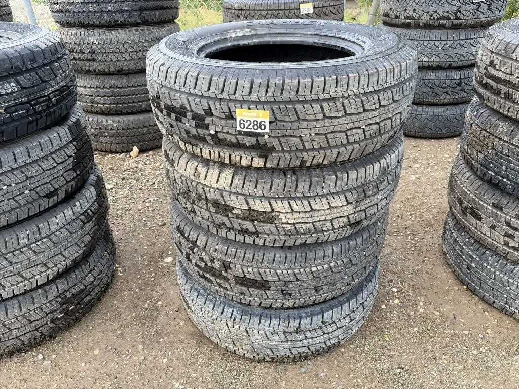 Four Tires - LT275/65R18 M+S