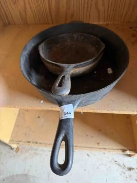 cast iron cookware