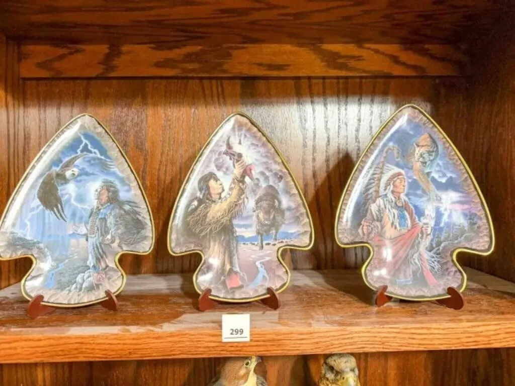 3-Arrow head Franklin Mint Porcelain