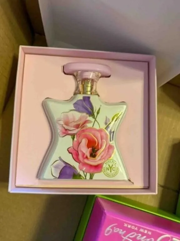 Bond No. 9 perfume, cream