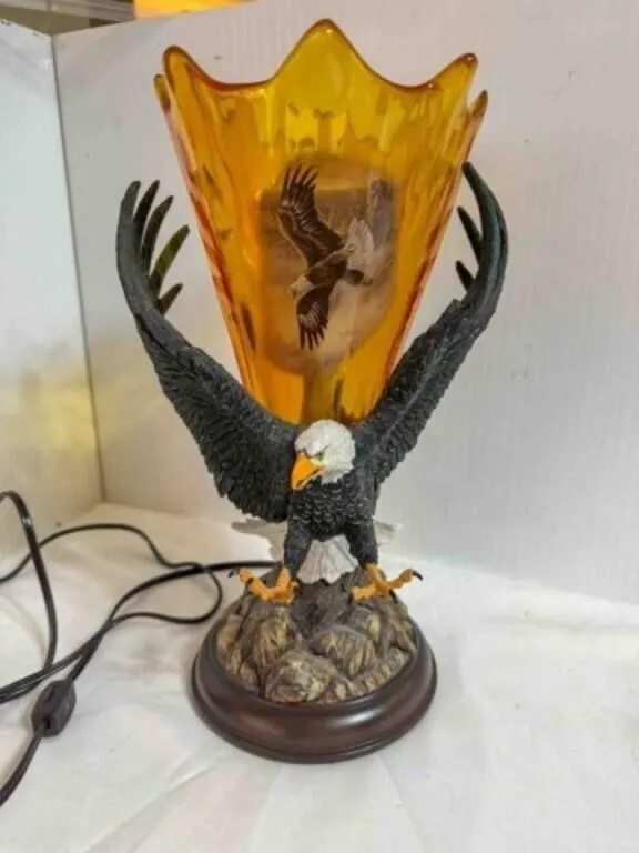 Eagle lamp, 110vt, works