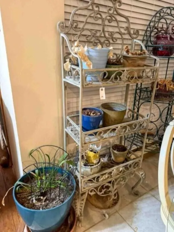 metal plant stand w/flower pots