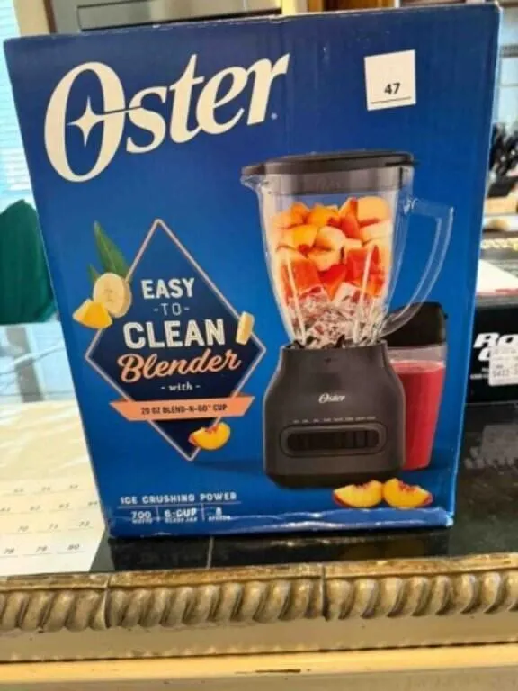 Oster Blender, new in box