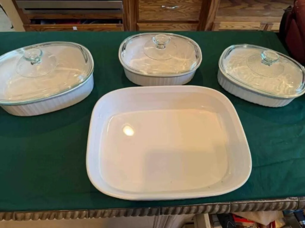 4-pc baking dish set w/two nylon carry bags